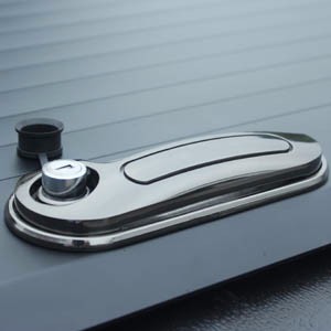 Hard Tri-fold Tonneau