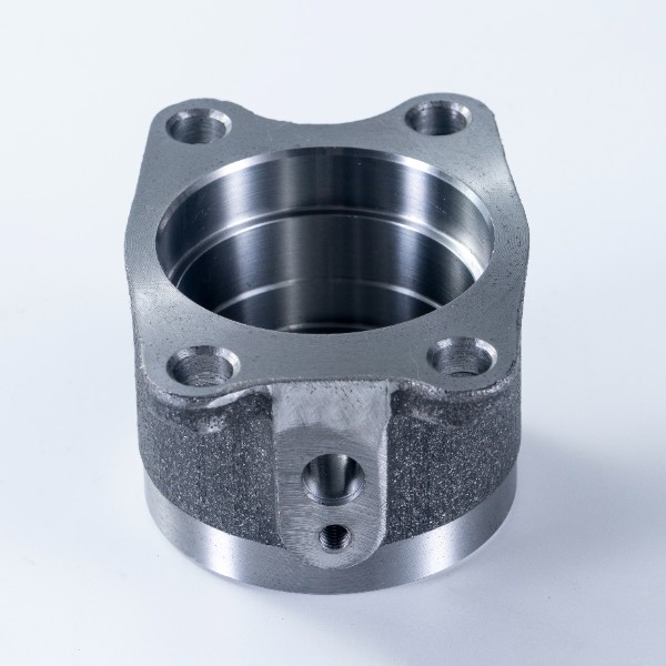 Shaft sleeve flange