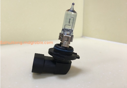 9005CB- OSRAM Sylvania made in American HB3 CB 12V 60W P20d super bright cool blue