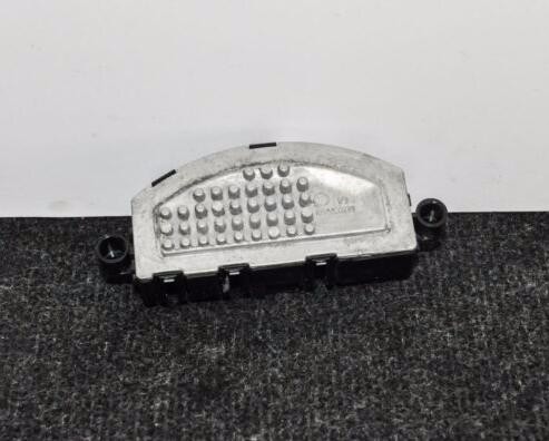 Air conditioning blower assembly series