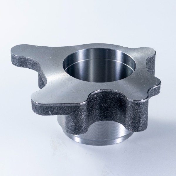 Shaft sleeve flange
