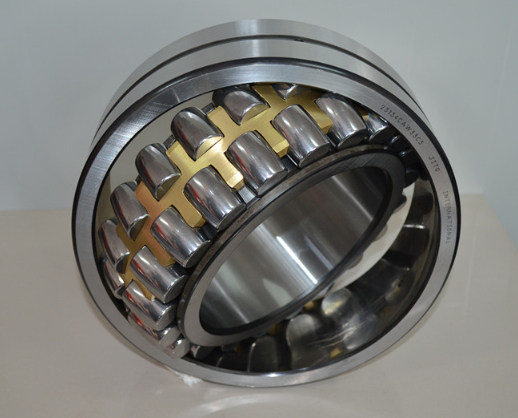 Spherical roller bearing   