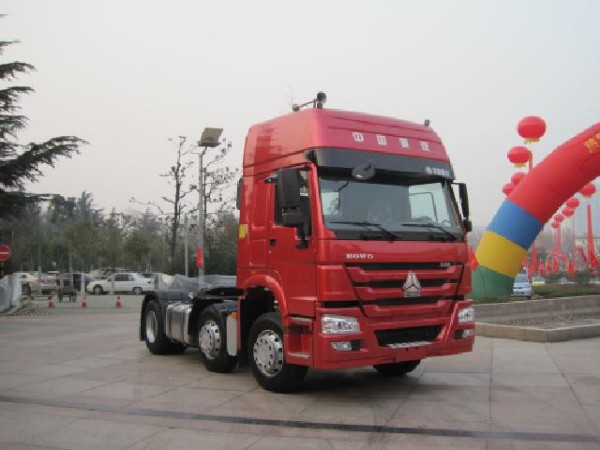 Tractor Truck   >   HOWO 7 tractor truck(6X2) 